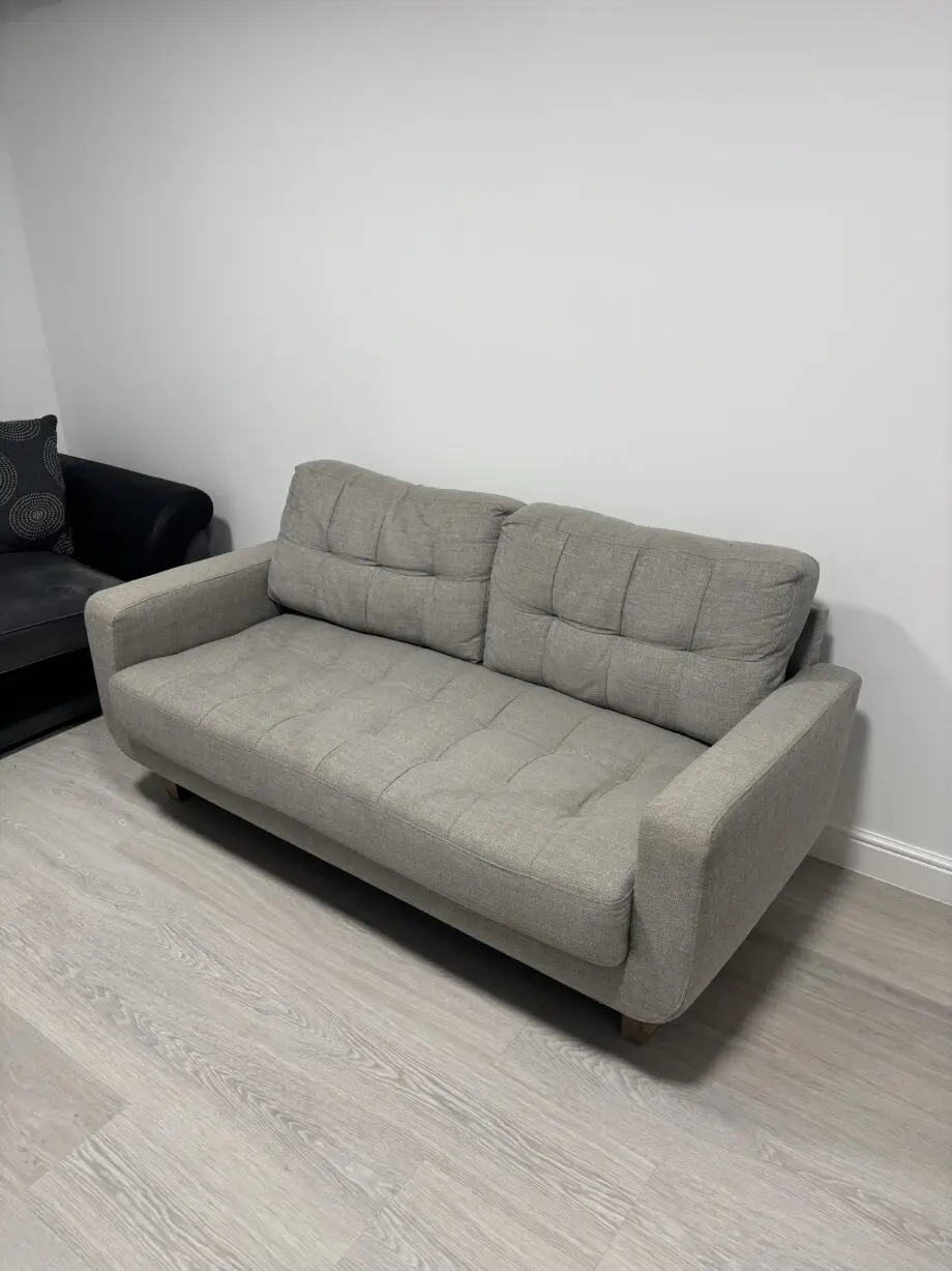 STUNNING BEIGE 2/3 SEATER SOFA