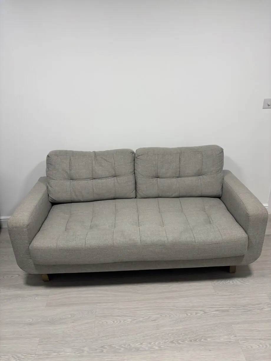 STUNNING BEIGE 2/3 SEATER SOFA