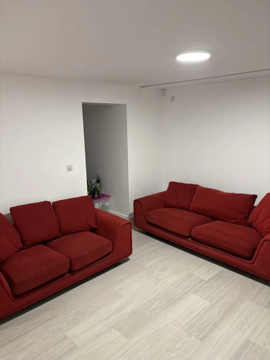 BEAUTIFUL 2+3 RED SEATER SOFAS