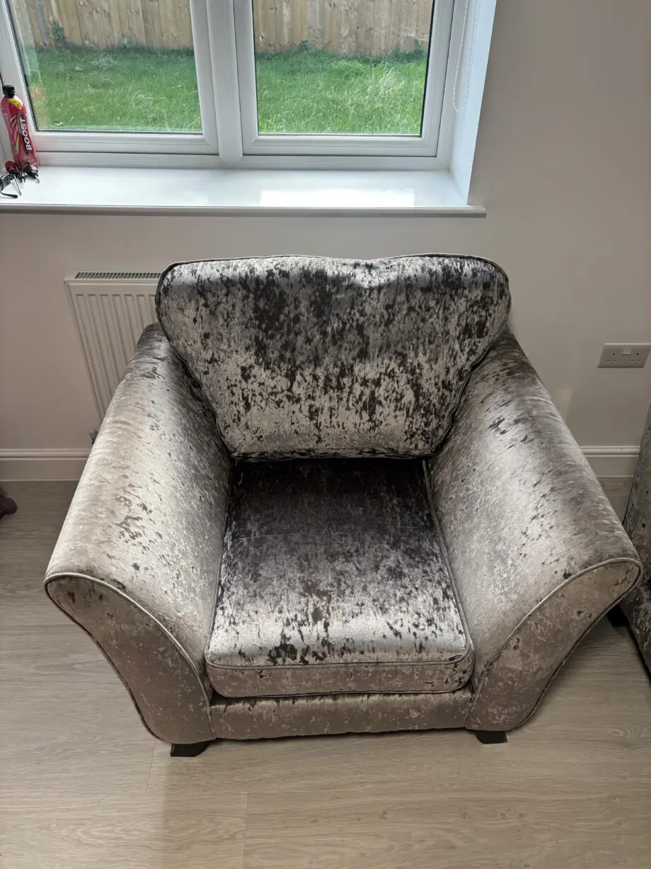 STUNNING DFS GREY VELVET SOFA SET