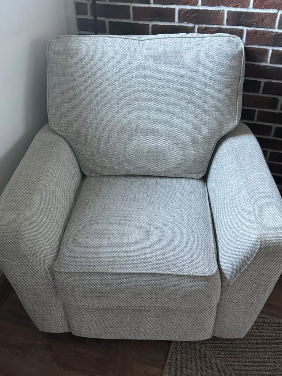 Dfs Sophia electric recliner arm chair