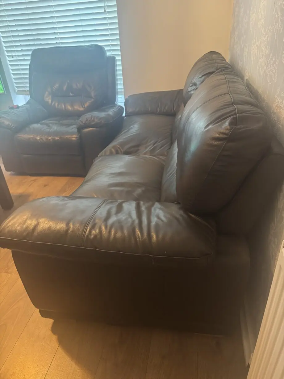 Brown leather 3 seater, 2 seater and a recliner sofa