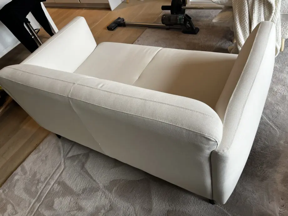 Boconcept Modena 2 seater, cream