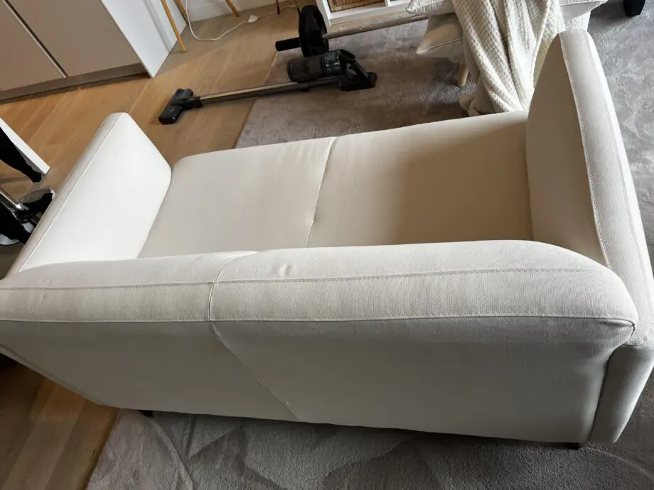 Boconcept Modena 2 seater, cream