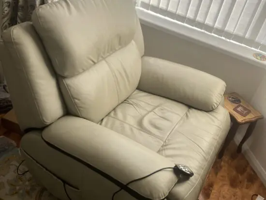 Lazy boy chair