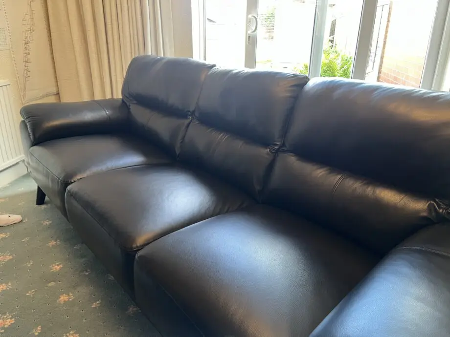 DFS Kylen Black Genuine Leather 4 Seater Sofa & Snuggle Chair