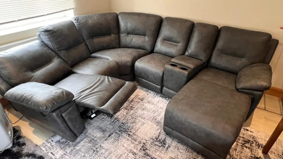 IT HAS TO GO- Sara Electric Recliner Corner Sofa (Right-Hand Facing Chaise)