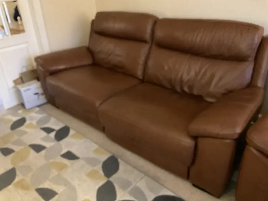 2x 3 seater leather sofas electric recliners