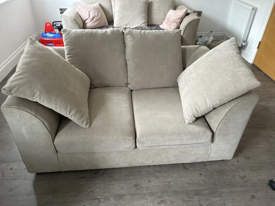 This is a 3 seater and 2 seater from Sofa club - Chelsea + Stone