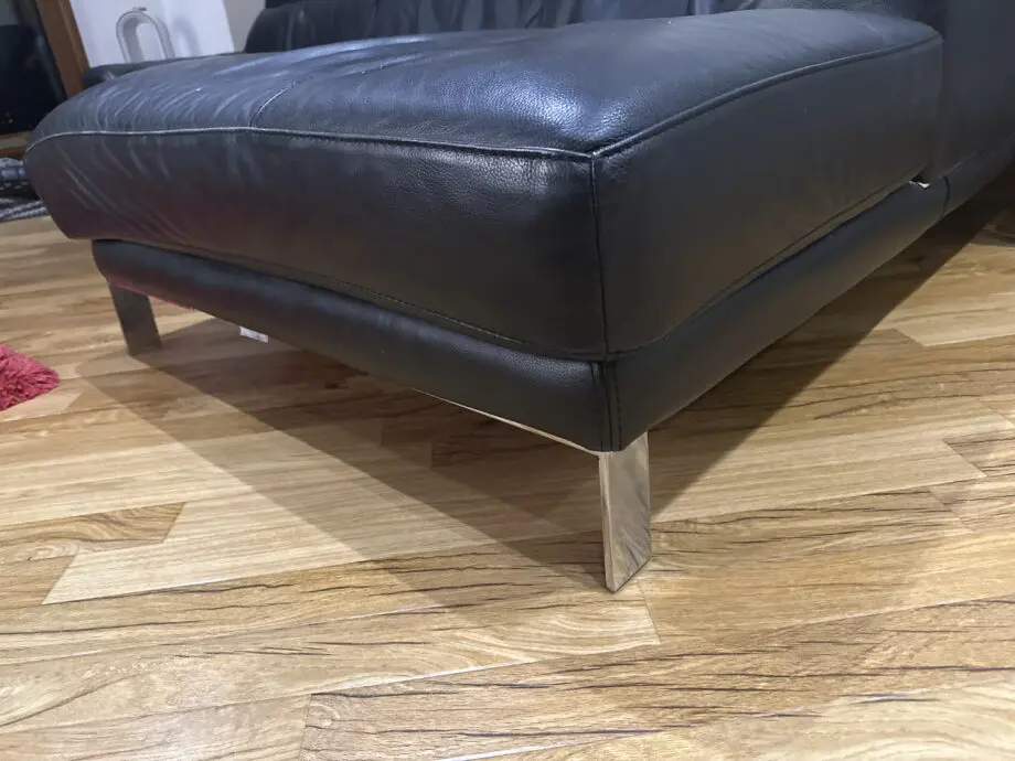 DFS L - Shape black leather