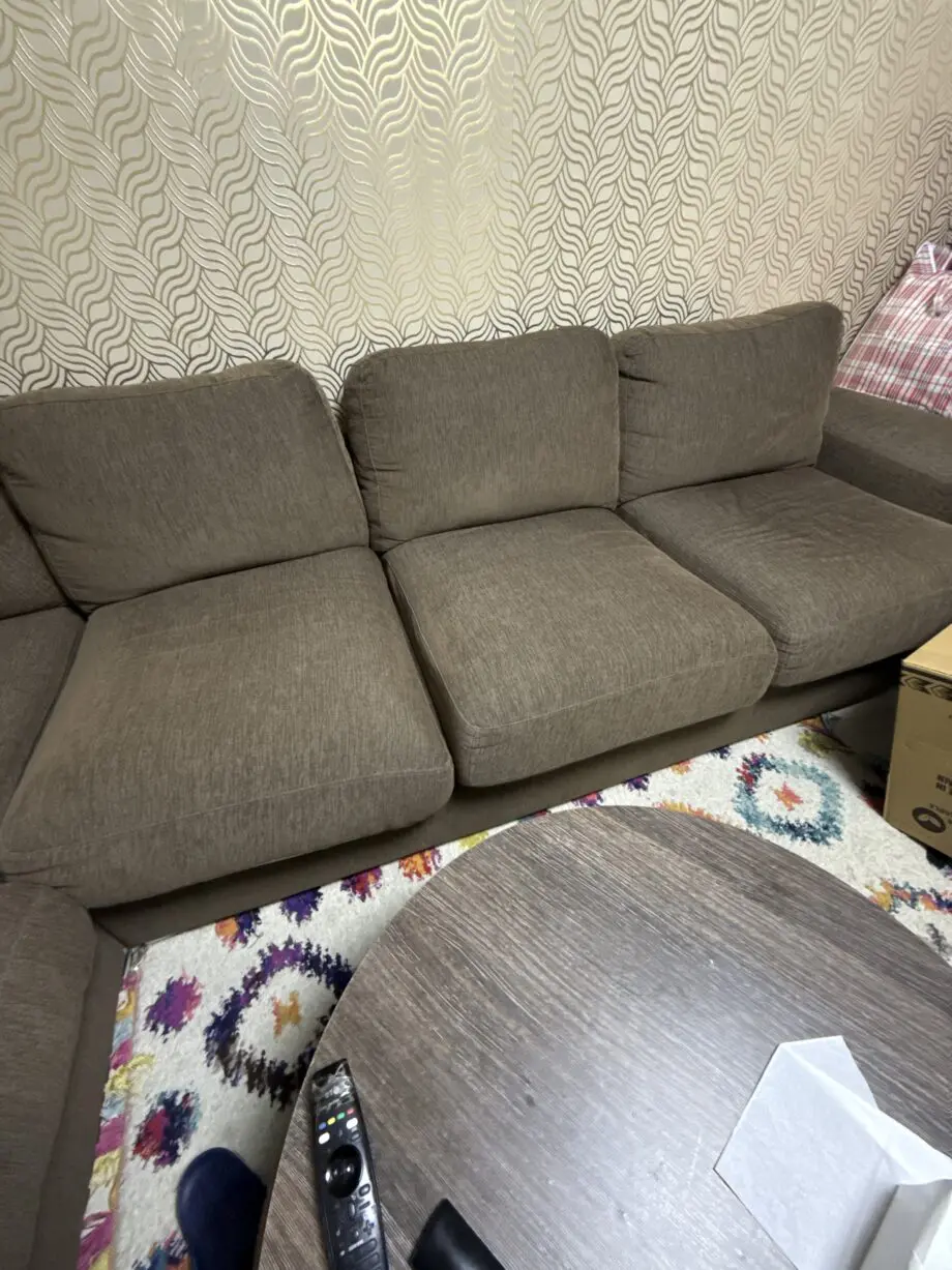 5 seater corner sofa from FM store Newport comes with 4 setties and round table