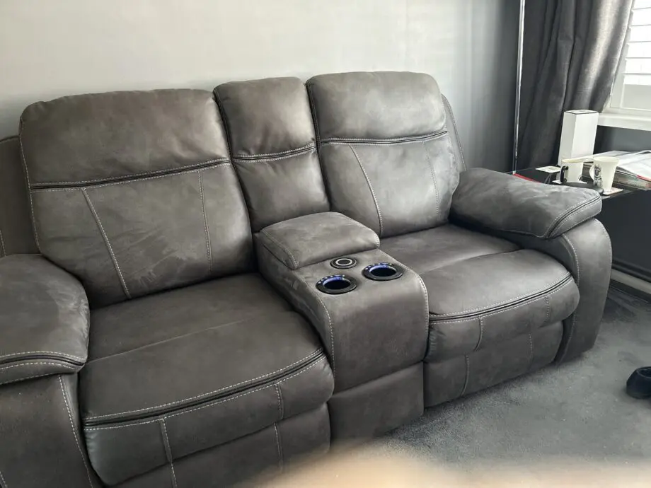 DFS 2 Seater Cinema Power Recliner & Console