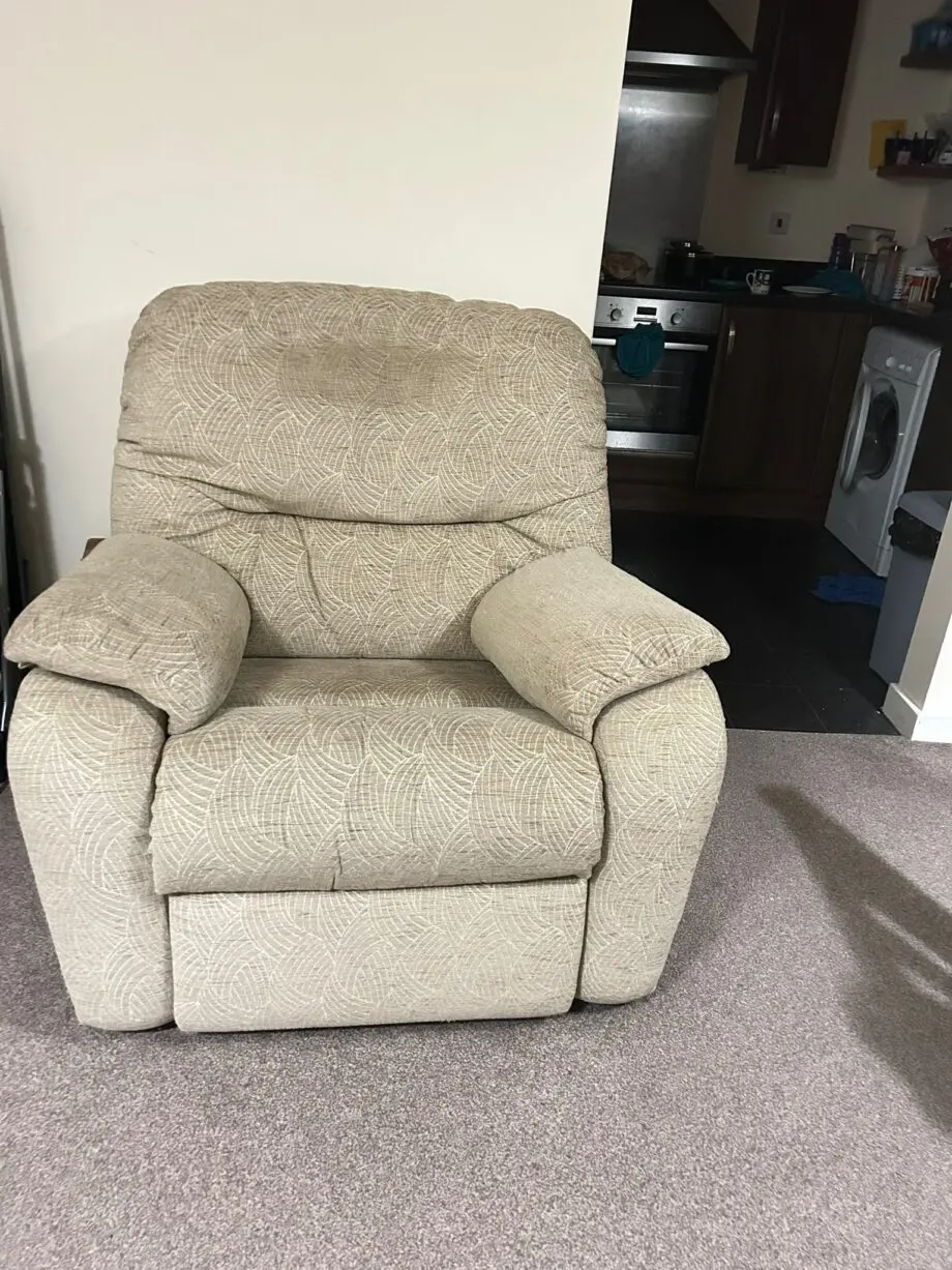 3 Seater and 1 Seater plus Chest