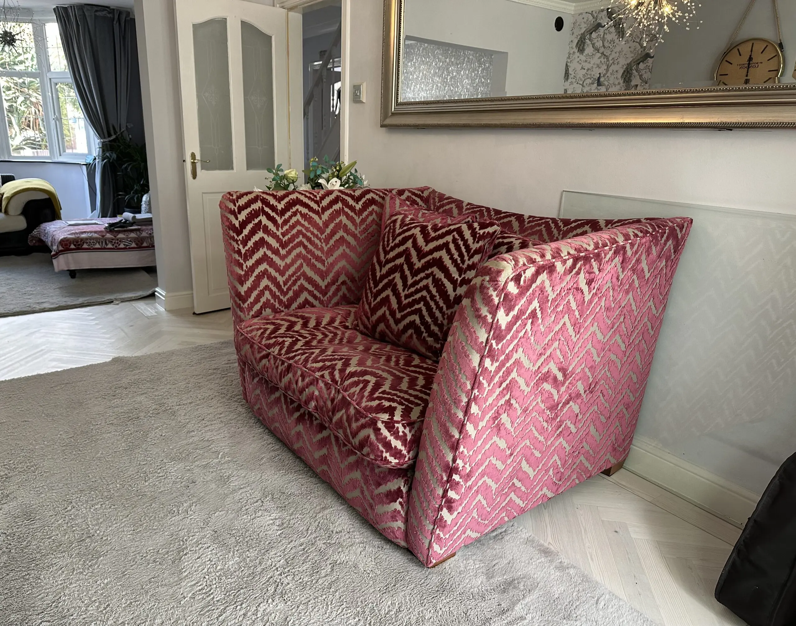 SOFOLOGY RICHMOND SOFA