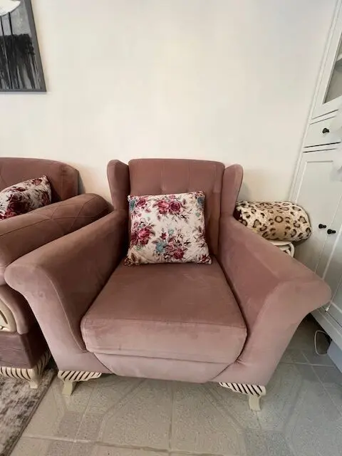 Beautiful Blush Pink Velvet Sofa Set – Great Condition