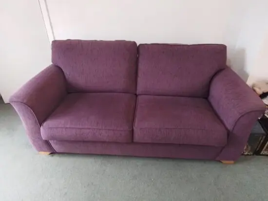 Vallencia 3 seater maroon sofa, fire retardent, on wooden feet, removable cushion covers