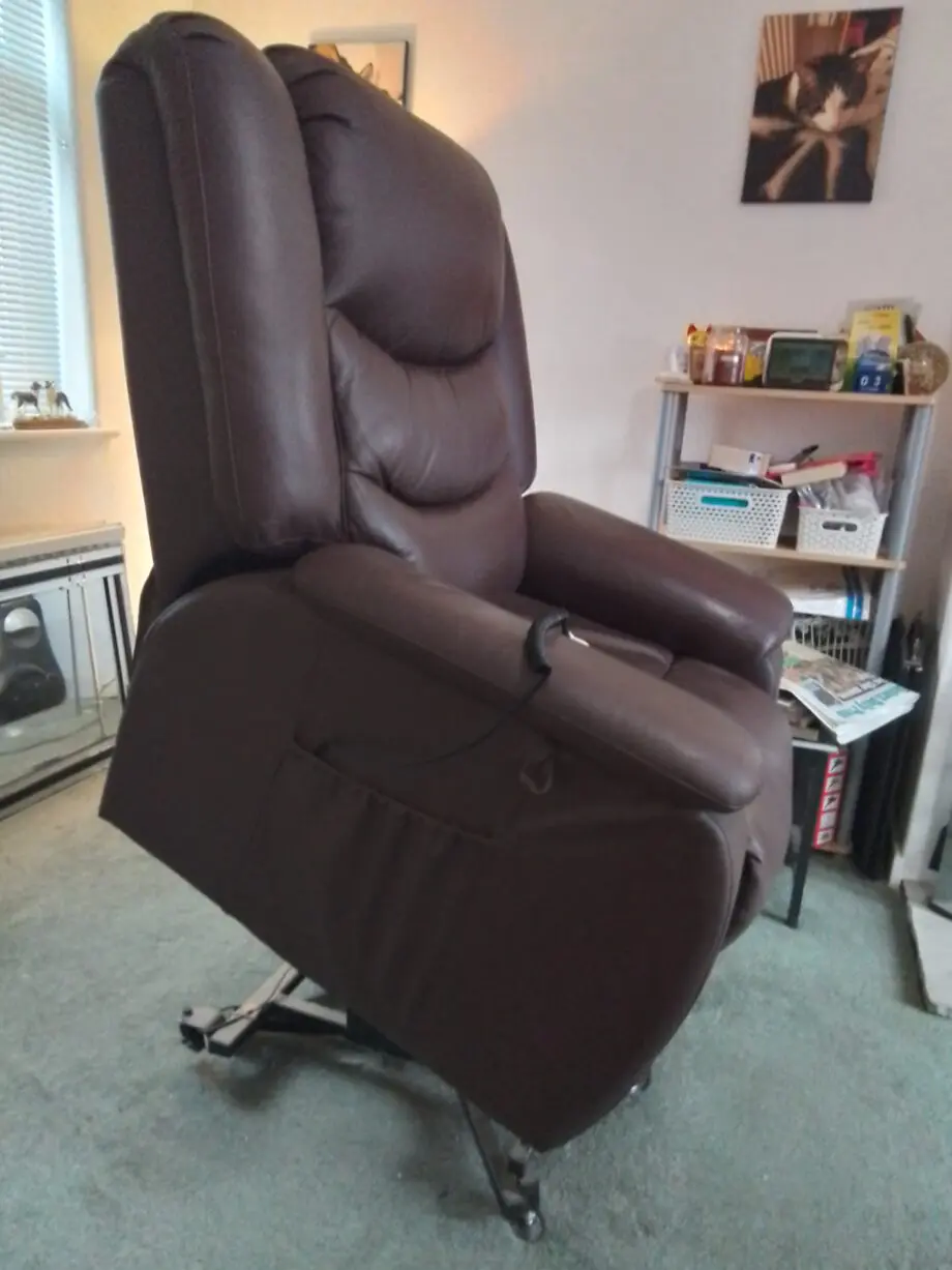 Electric leather riser recliner arm chair