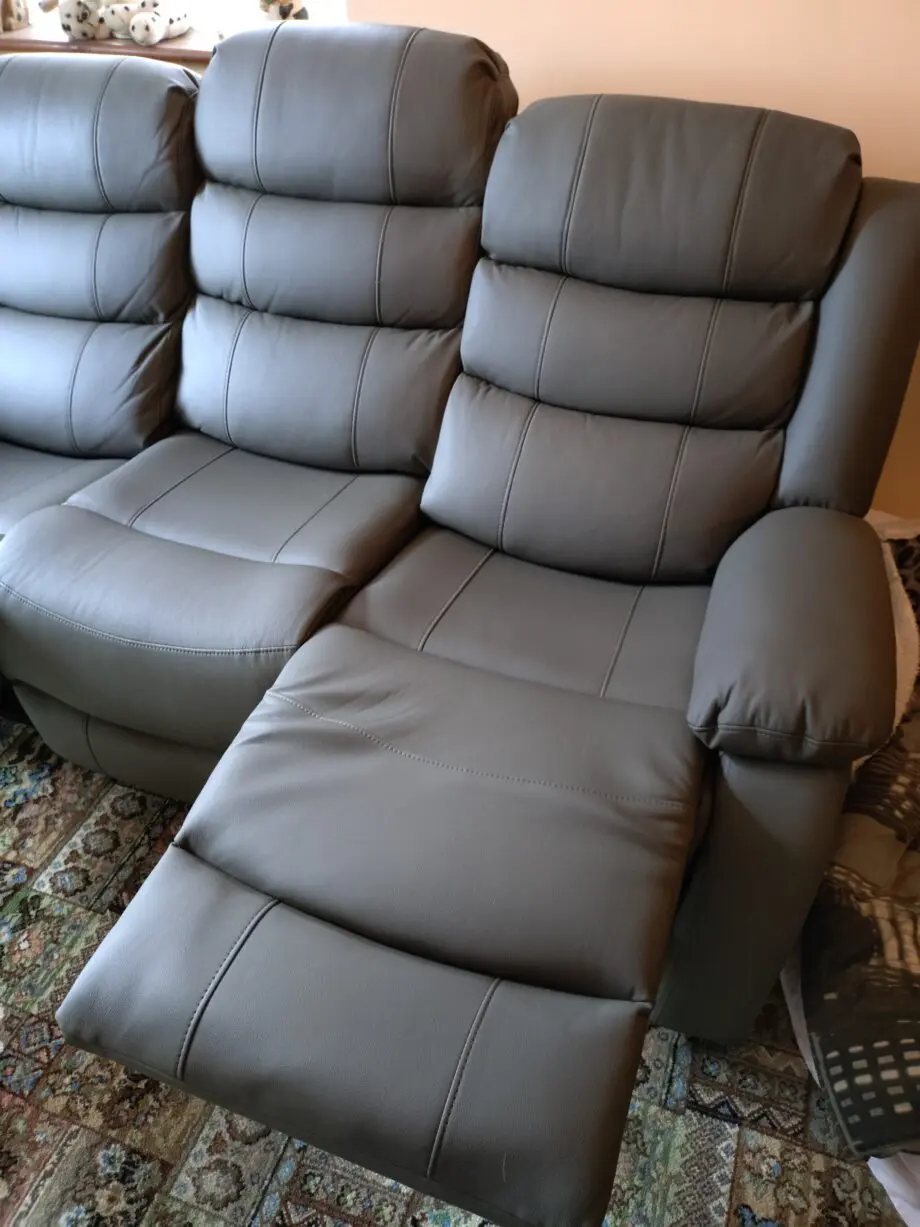 Suite World Leather 3 & 2 seater recliner sofas plus 2 storage footstools