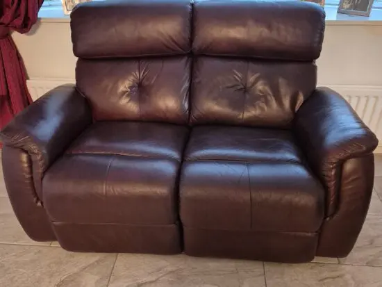 red leather reclining sofas