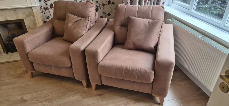 2 x SCS Gretna Power Recliner Chair