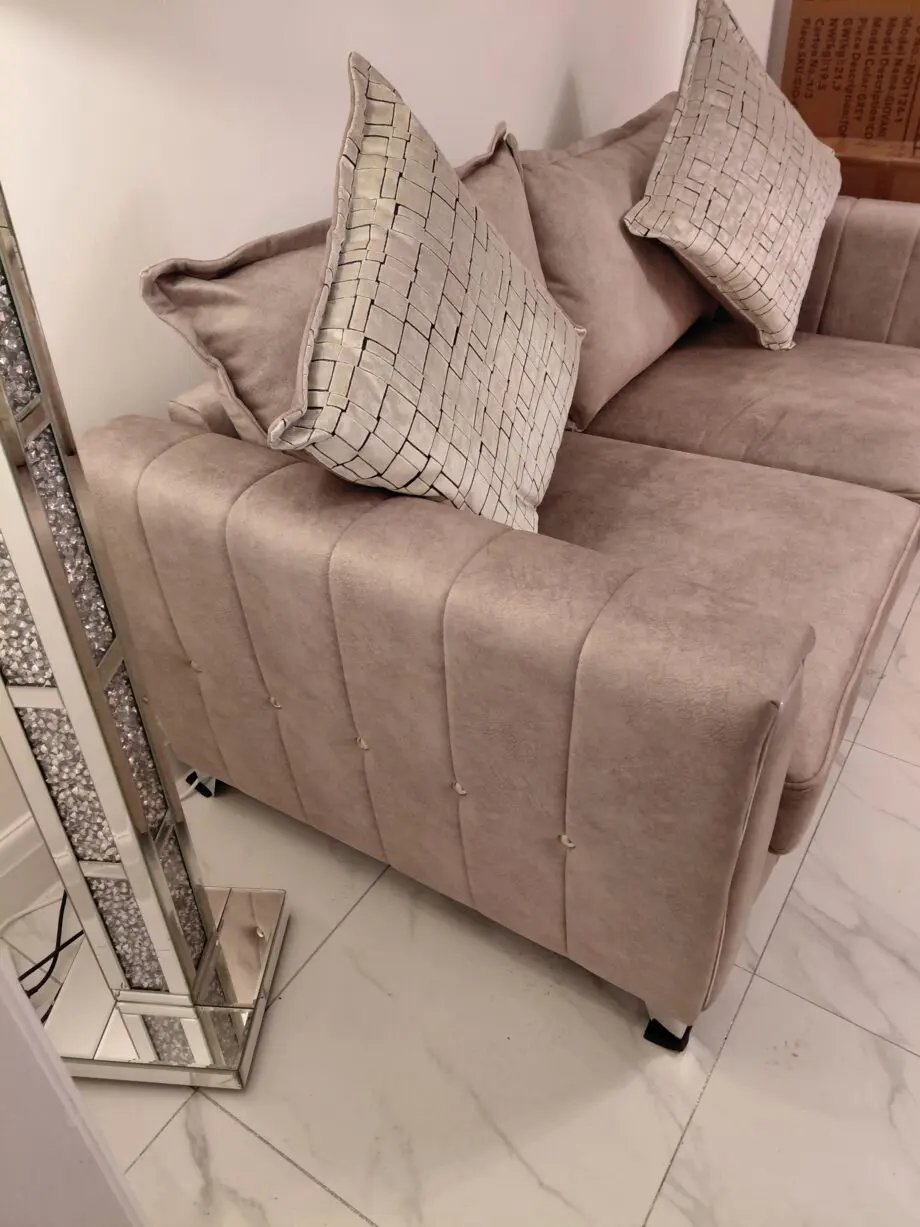 Dfs cherished 3 seater and cuddle chair