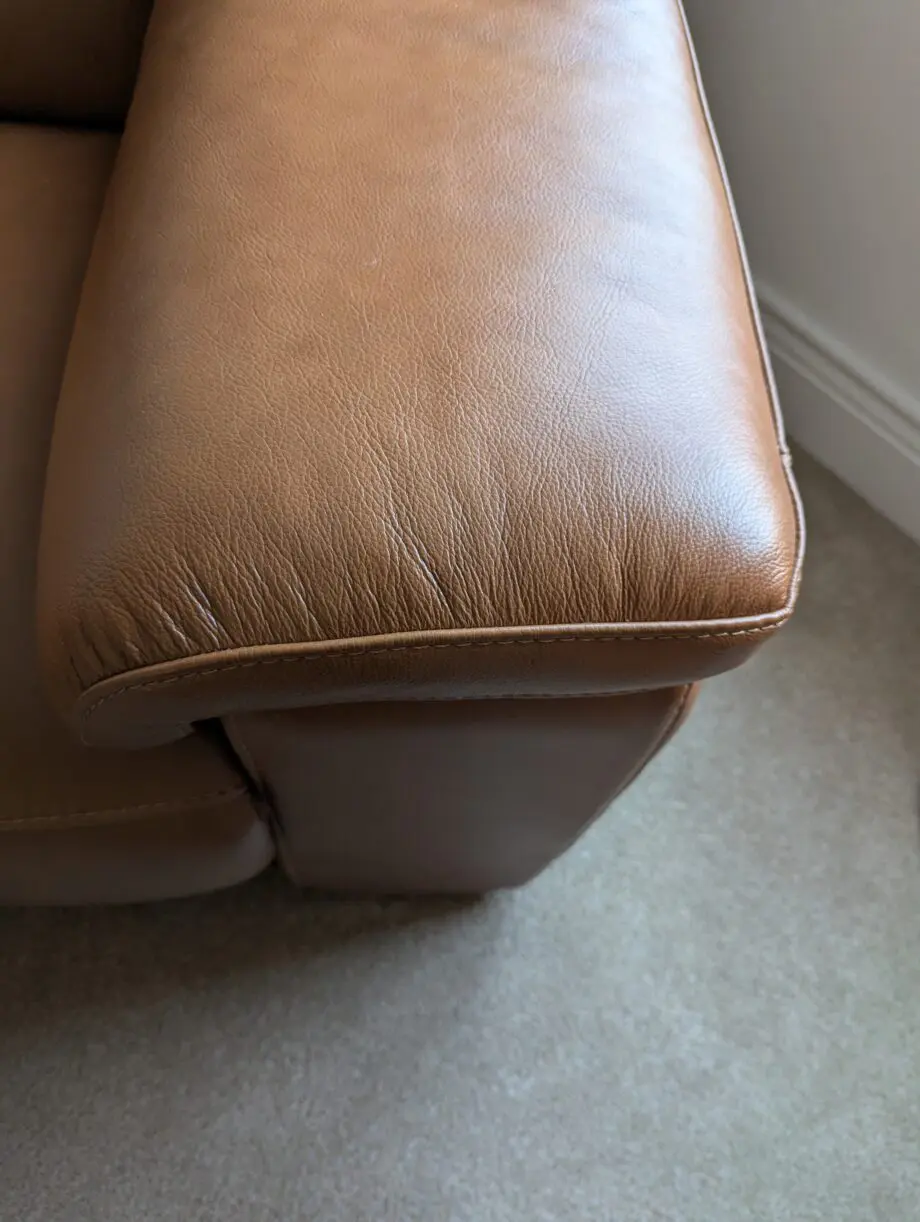 Sofology metz cognac leather. Power recliner and power headrest