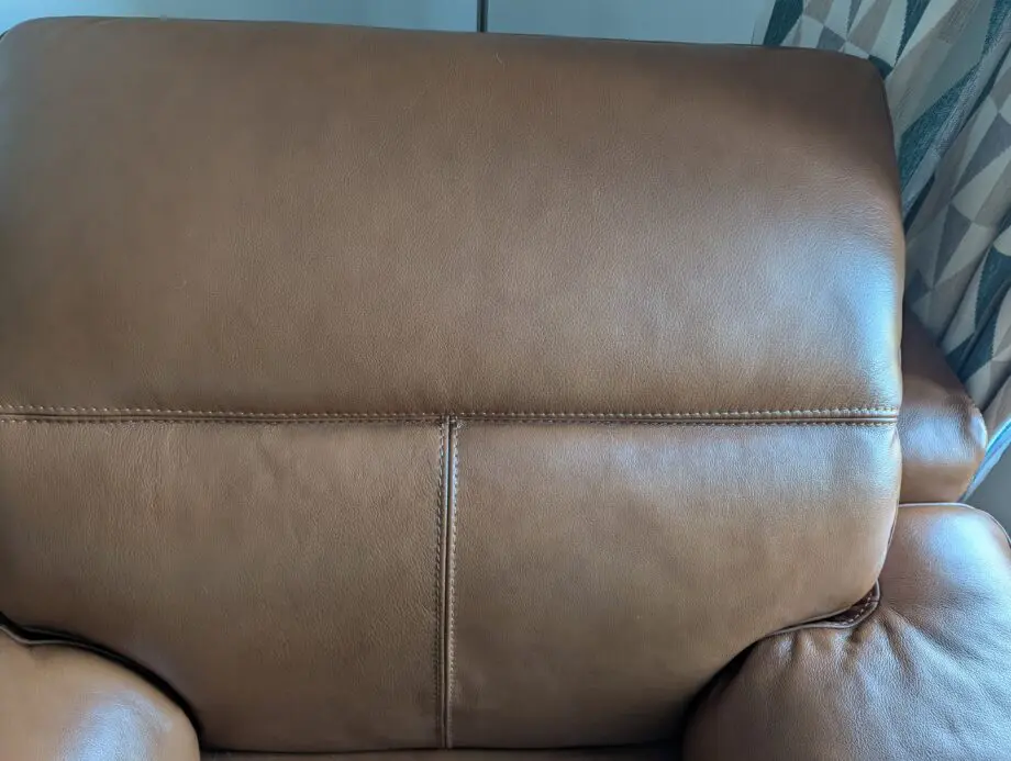 Sofology metz cognac leather. Power recliner and power headrest