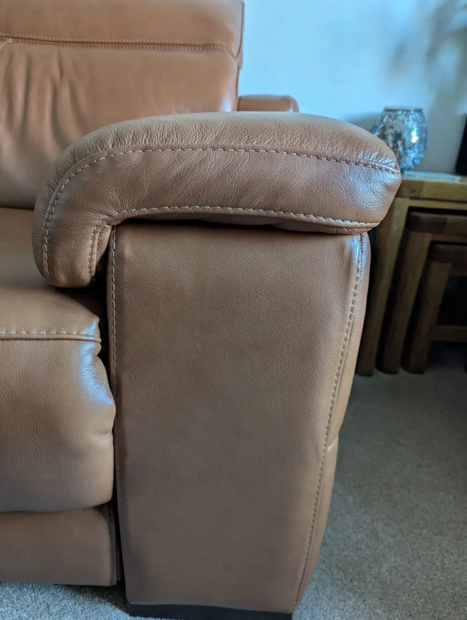 Sofology metz cognac leather. Power recliner and power headrest