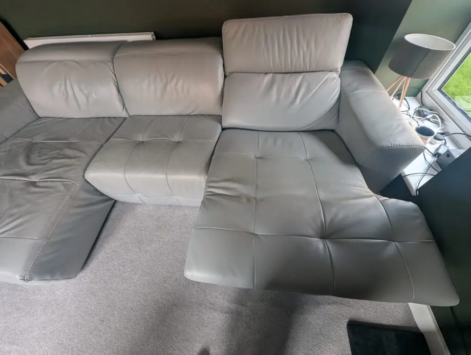 Chaise long 3 seater with electric recliner