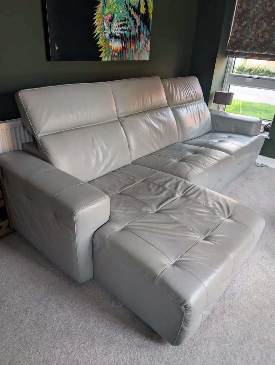Chaise long 3 seater with electric recliner