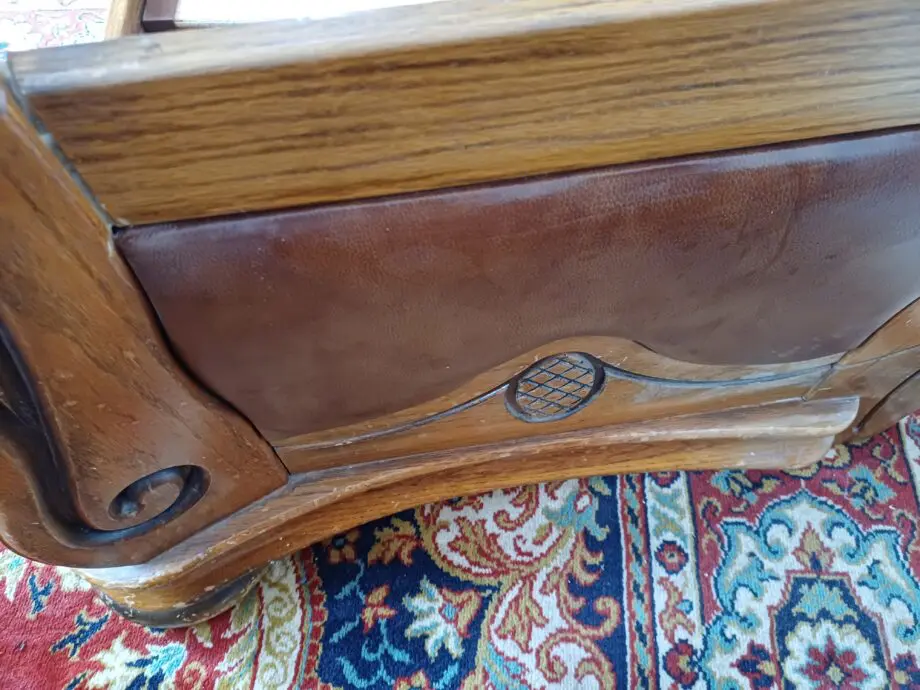 Brown leather sofa set