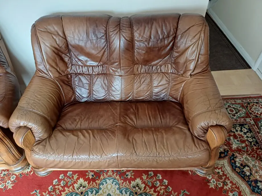Brown leather sofa set