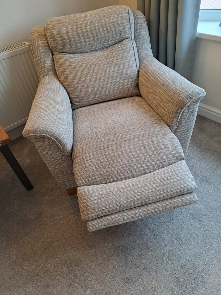 Parker Knoll 3 seater/2 seater/chair
