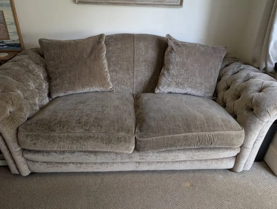 DFS LOCH LEVEN SOFA