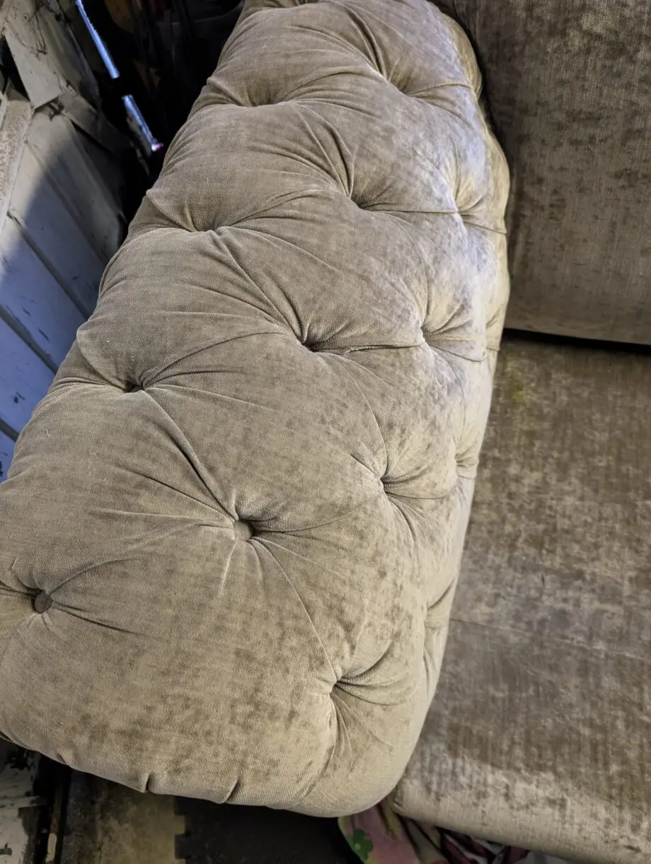 DFS LOCH LEVEN SOFA