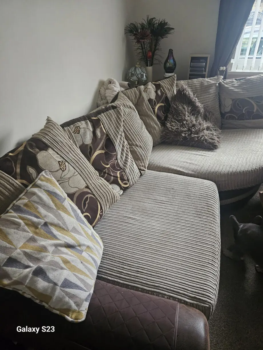 SCS 4 SEATER CURVED SOFA