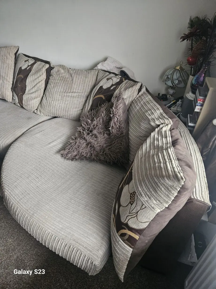 SCS 4 SEATER CURVED SOFA
