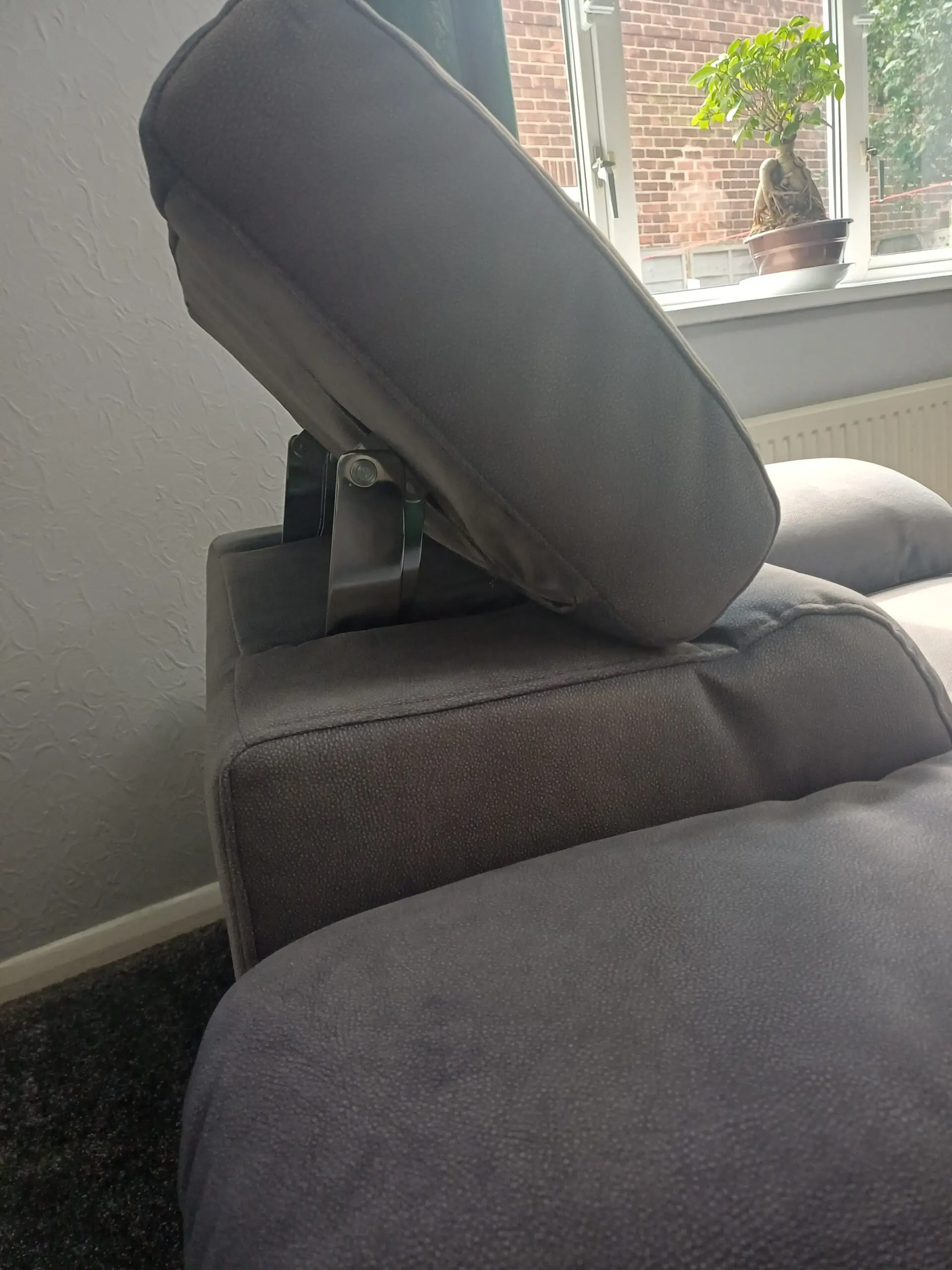 Scs Riolo Power Recliner Chair
