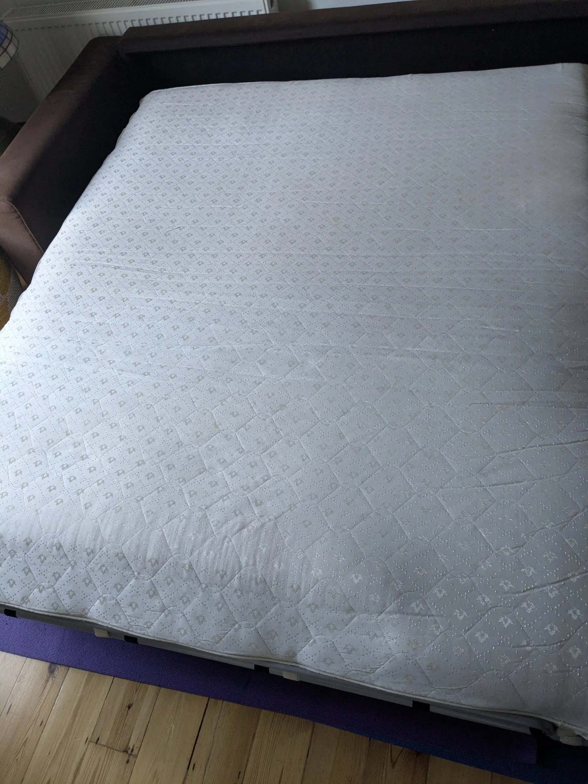 Love your Home Emily Sofa bed in dark brown