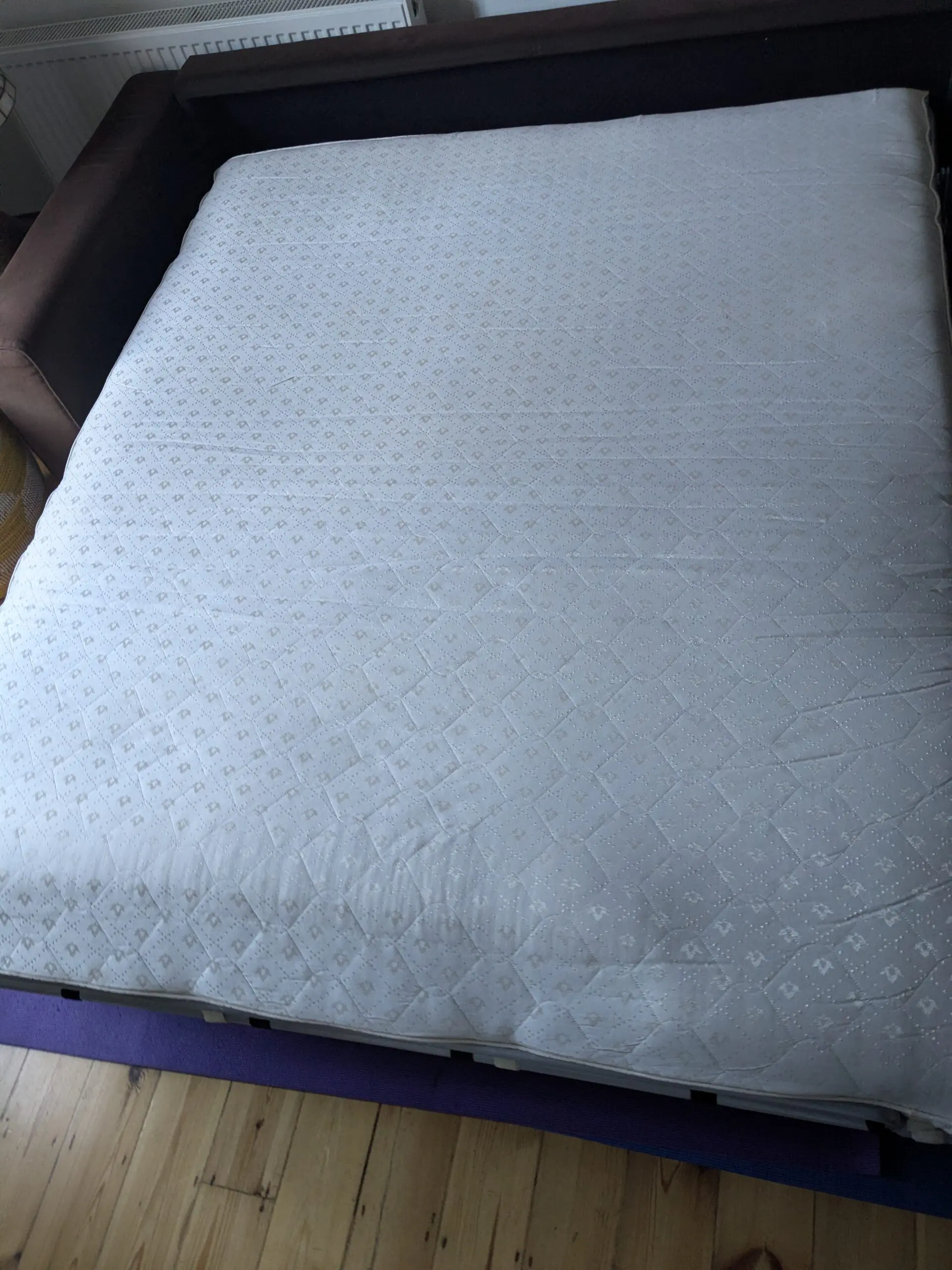 Love your Home Emily Sofa bed in dark brown