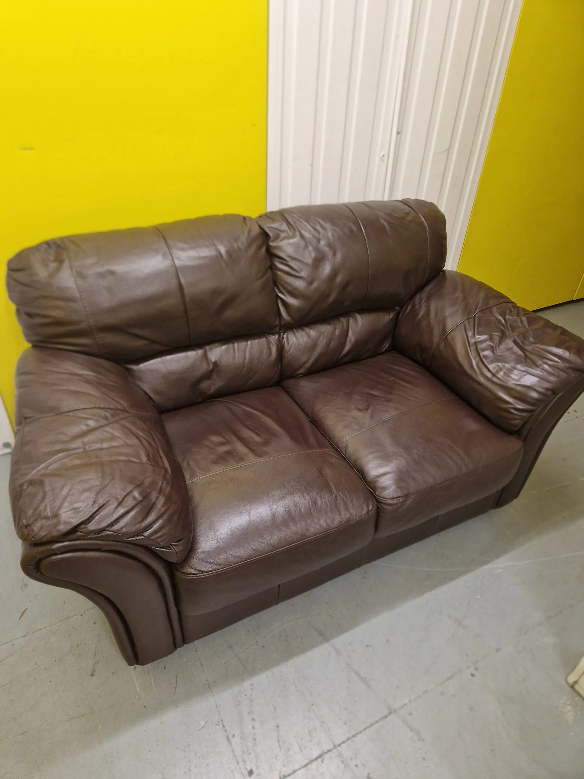 DFS Brown Leather Duo