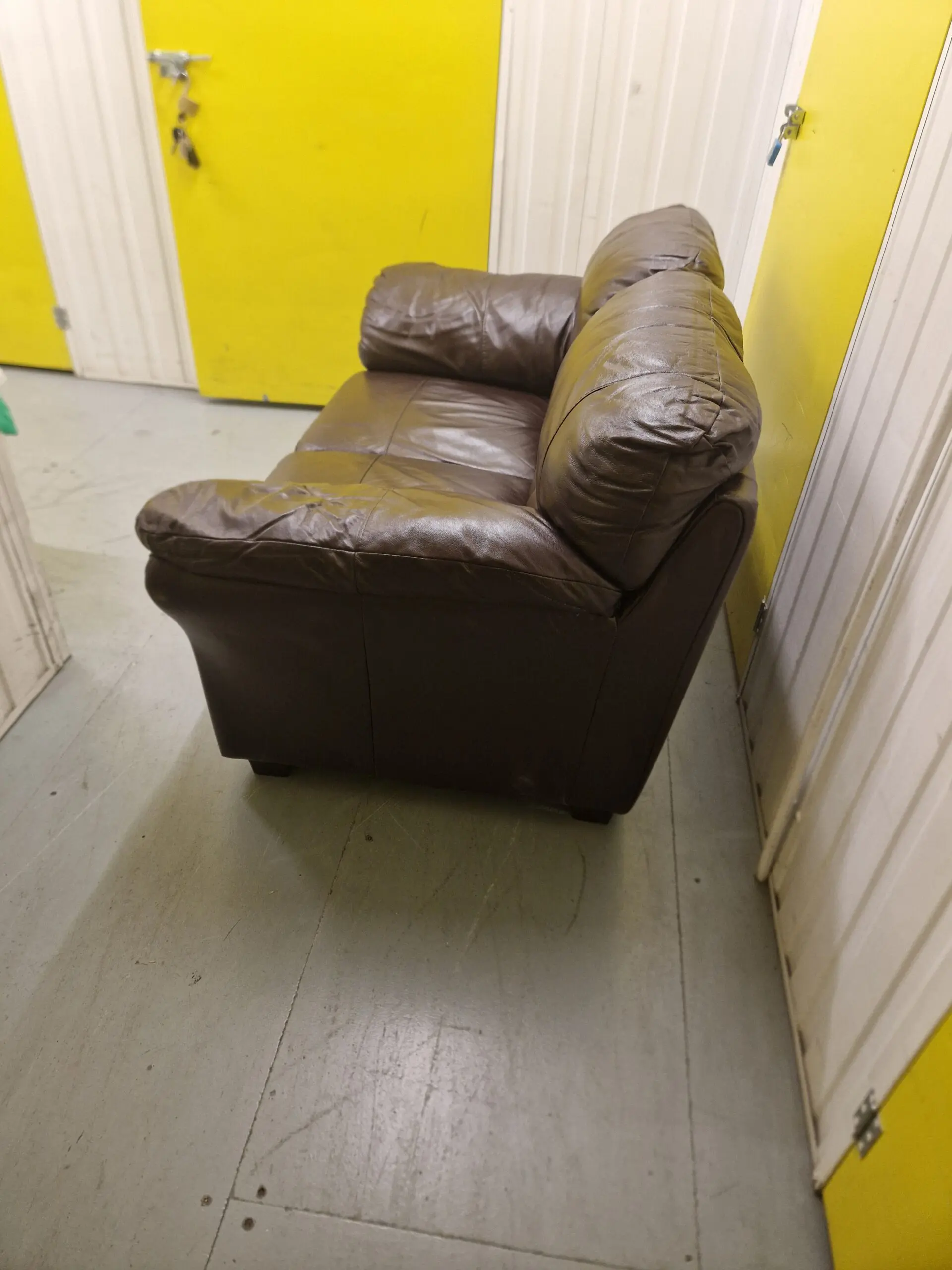 DFS Brown Leather Duo