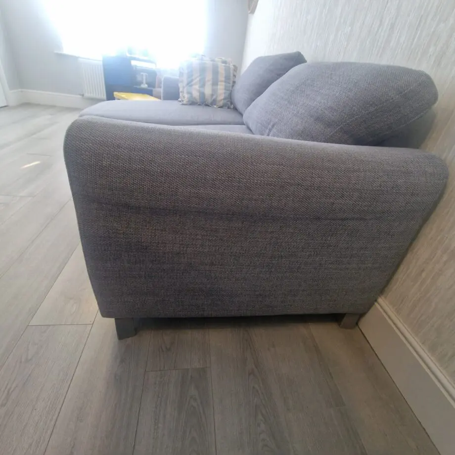 DFS 3 SEATER WITH CHASE IN BLUE