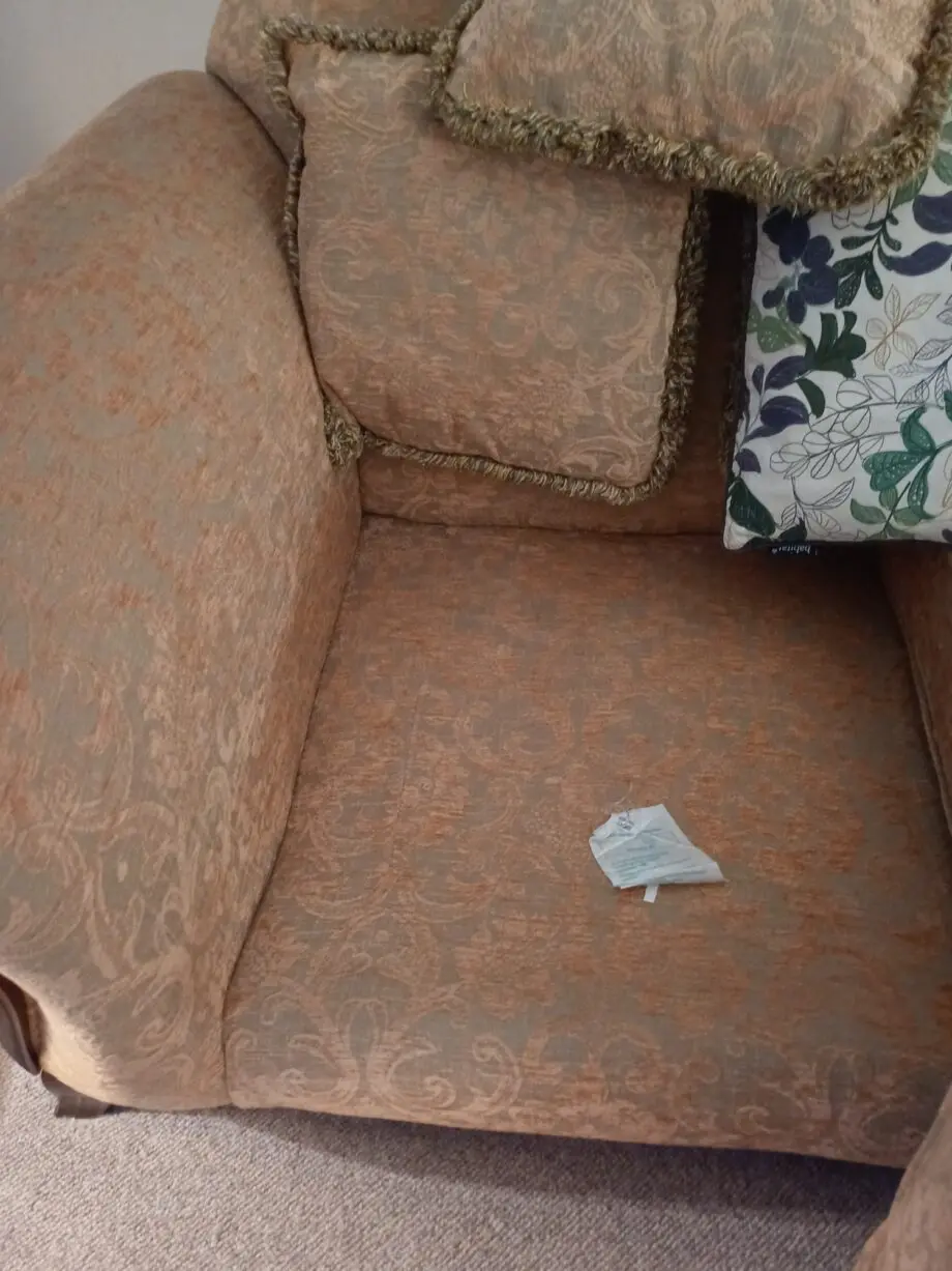 Elegant and Traditional Gold/Green Settees from DFS