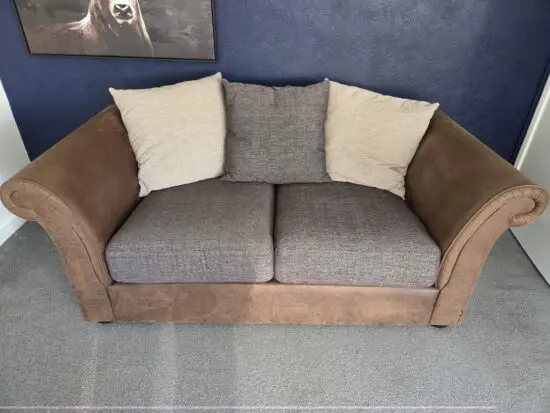 Burhéns brown two-seater sofa