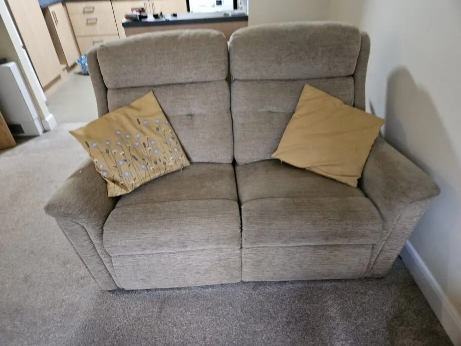 Twin recliner sofas