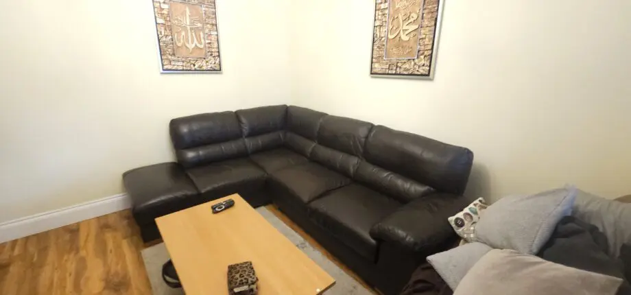 DFS corner 4 seater corner seater