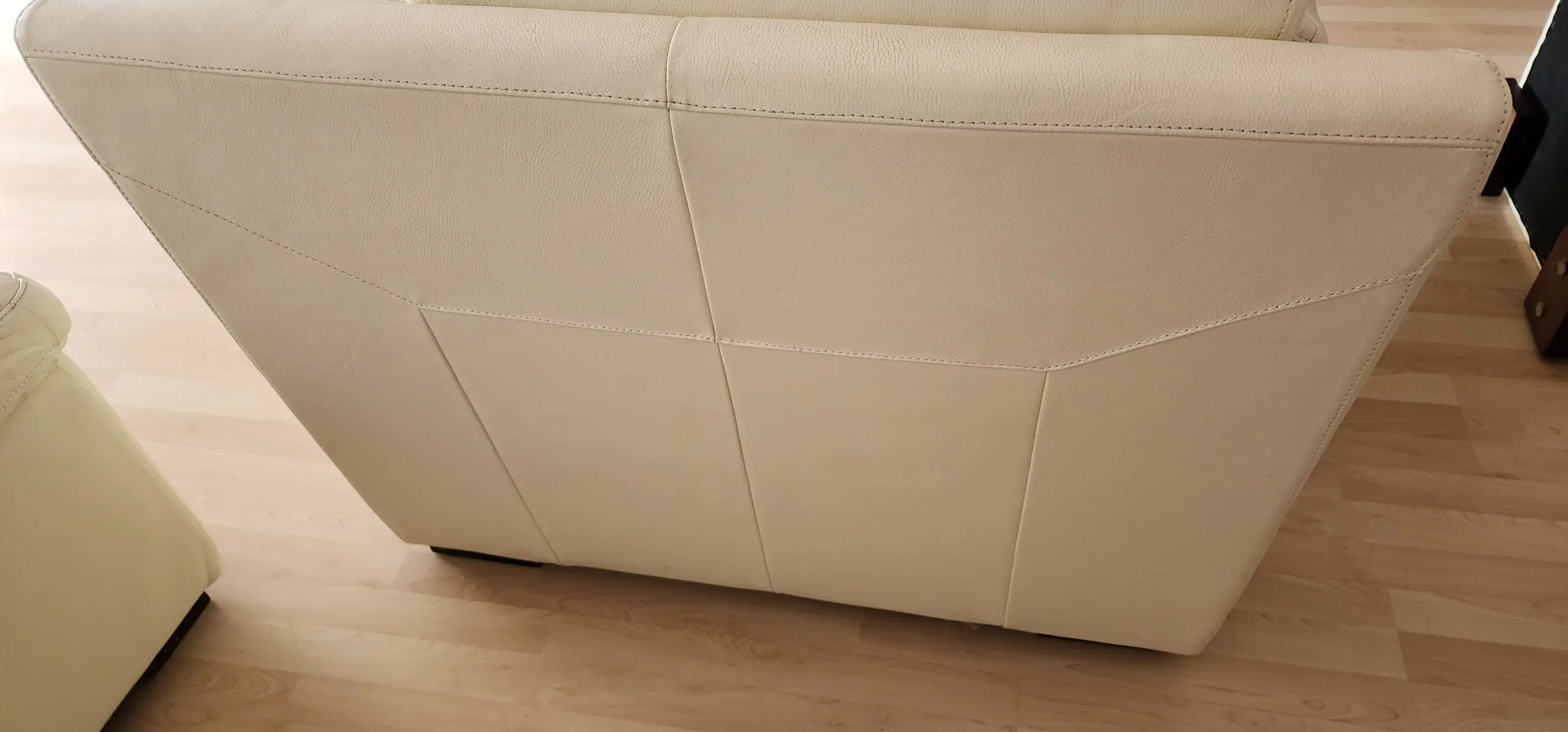 3 piece Italian grain leather sofa light ivory 3 seater armchair and footstool used but in very good condition