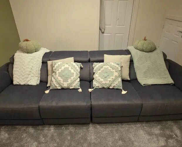 *Brand New* SCS Power Recliner 4 Seater