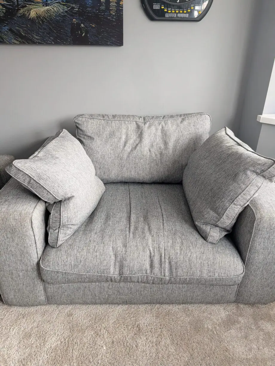 Beautiful and in great condition. Most comfortable sofa ever.